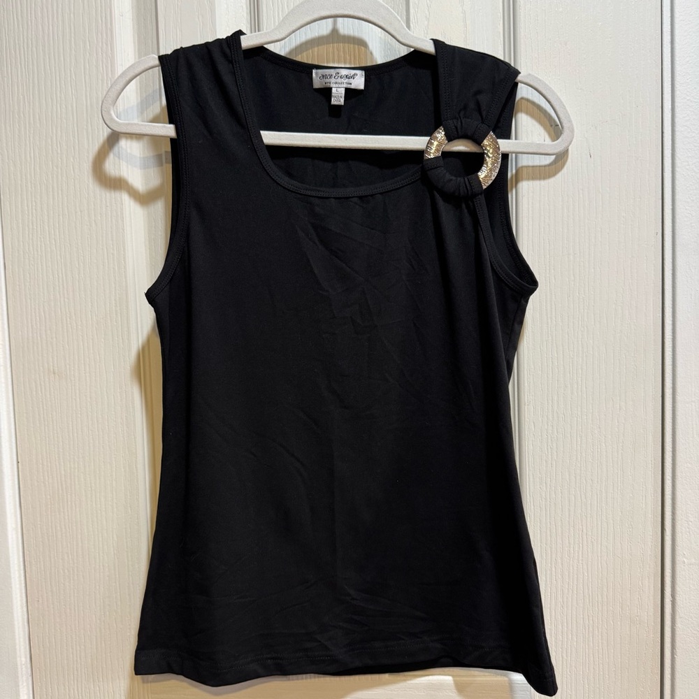 gold ring detail tank